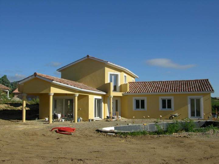Maison de caractère parfaitement intégrée au paysage Le Péage-de-Roussillon